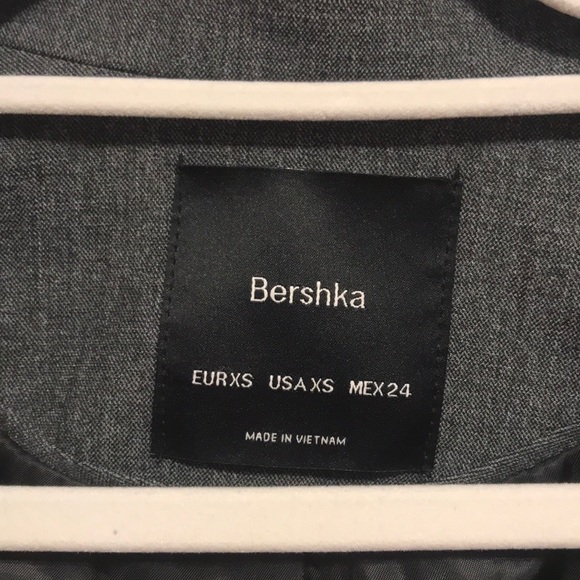 Women Jacket - Picture 2 of 5